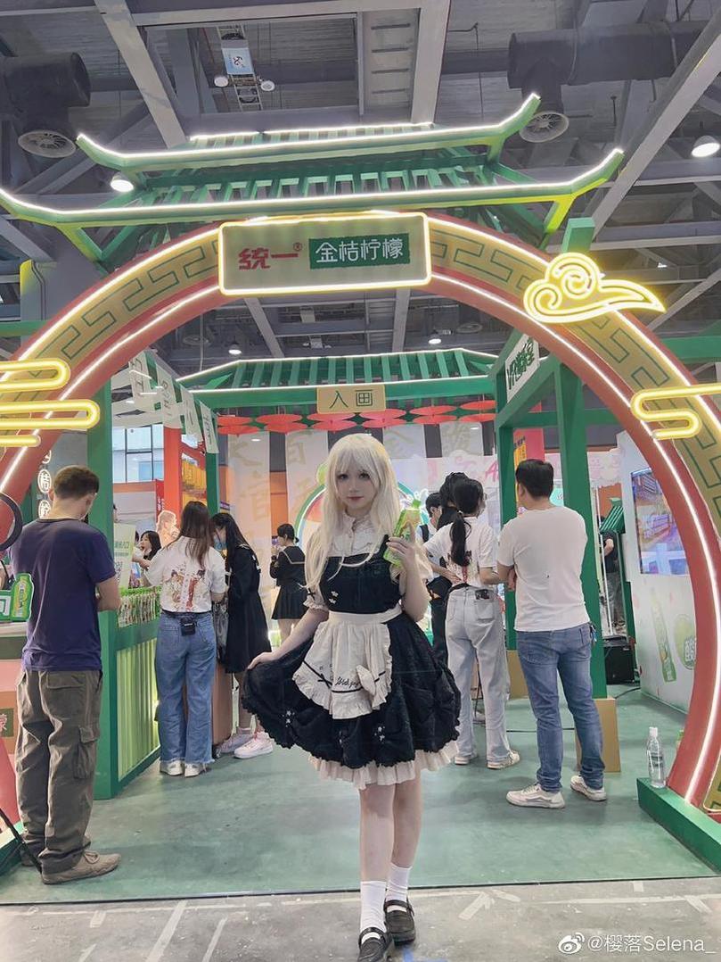 51吃瓜在线明星黑料：APP更新啦，快来下载
